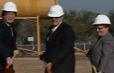 Krom and Kang building homes at the Great Park